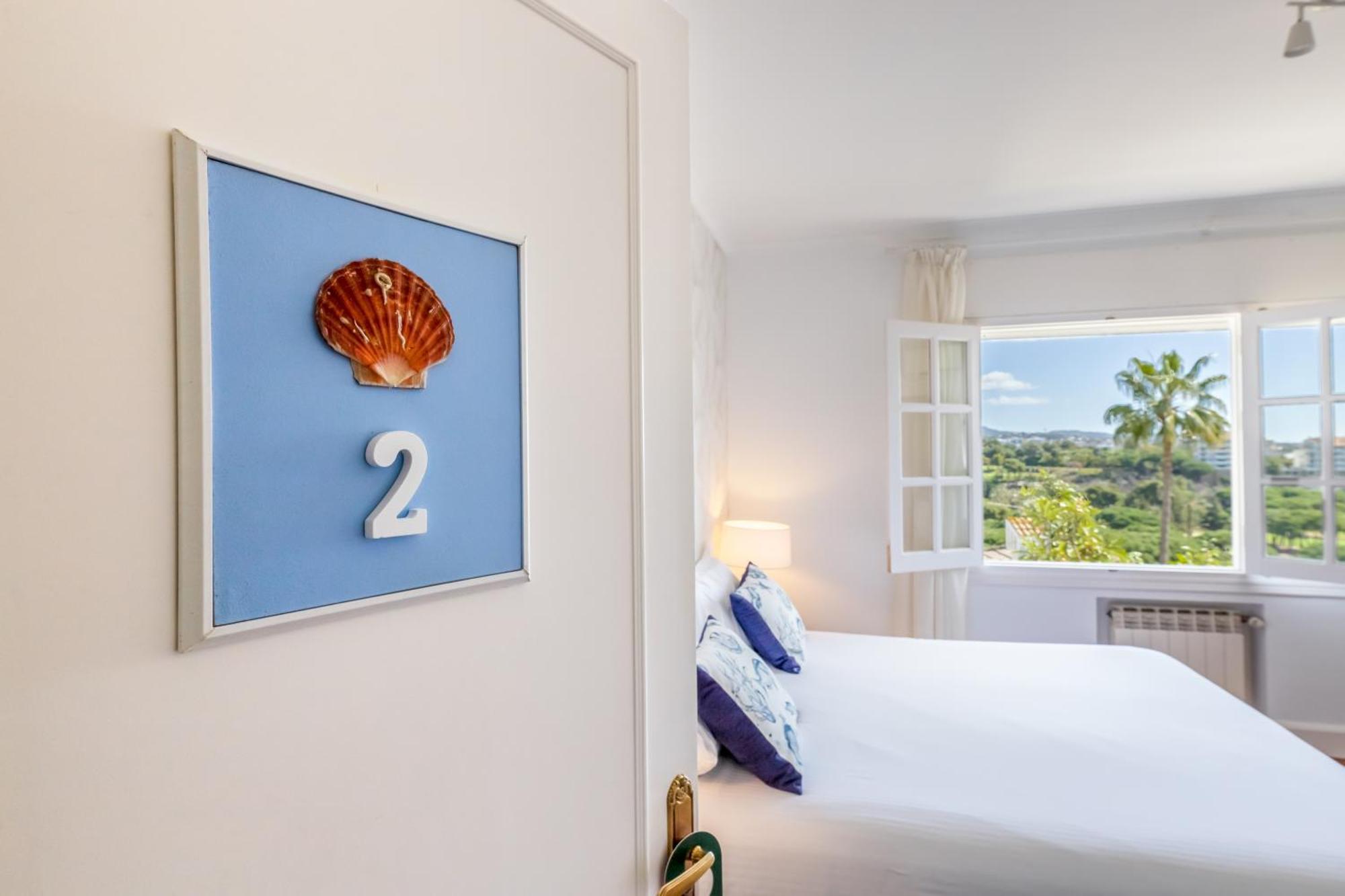 Aurora Boutique House - Only Adults Bed & Breakfast